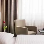 酒店 因戈尔施塔特城际酒店 4*