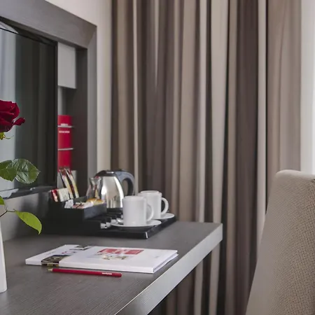 Intercityhotel Hotel 4*