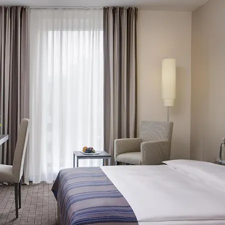 Hotel Intercityhotel 4*