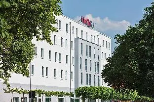 Intercityhotel 4*
