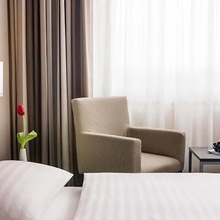 Hotel Intercityhotel 4*