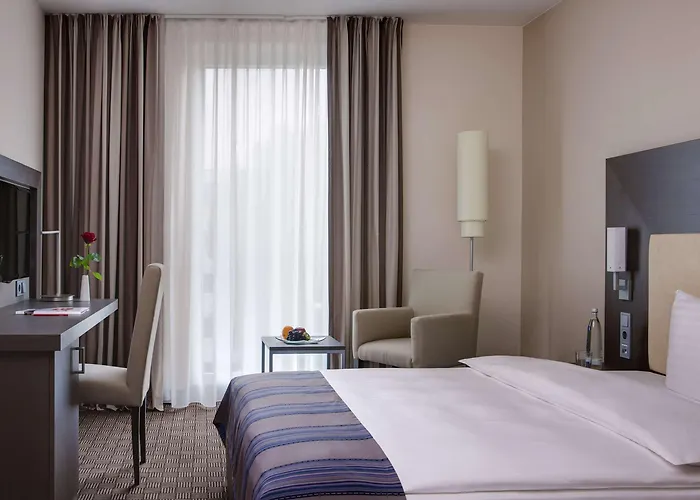 Intercityhotel Hotel 4*