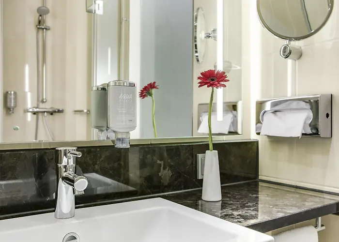 Hotel Intercityhotel 4*