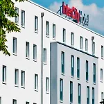 Intercityhotel 4*