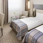 Intercityhotel 4*