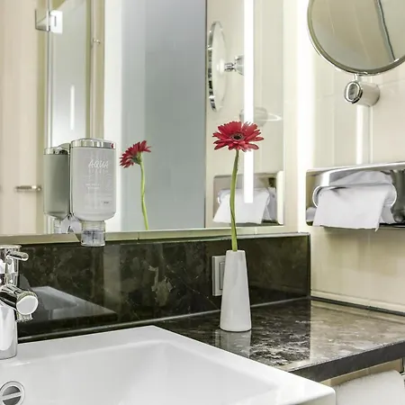 Hotel Intercityhotel 4*