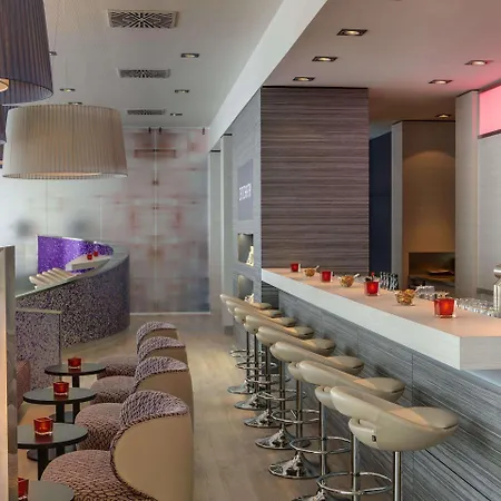 Intercityhotel Hotell 4*