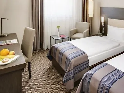 Intercityhotel מלון 4*
