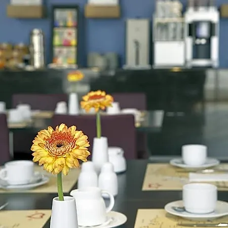 Intercityhotel Hotel 4*