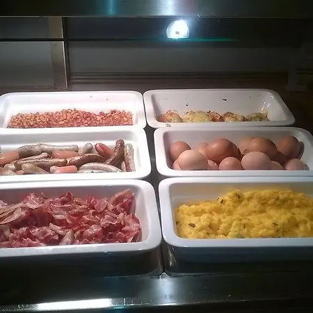 Hotel Intercityhotel 4*