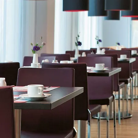 Intercityhotel מלון